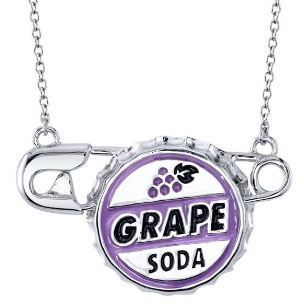 💜DISNEY- “UP” Movie Purple Grape Soda Bottle Cap Safety Pin Necklace, NWOT